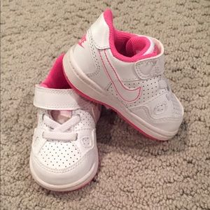 Baby girl Nike’s